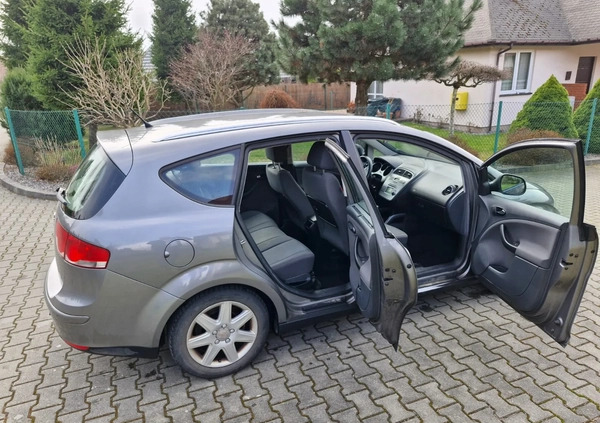 Seat Altea XL cena 14500 przebieg: 297000, rok produkcji 2009 z Szydłowiec małe 211